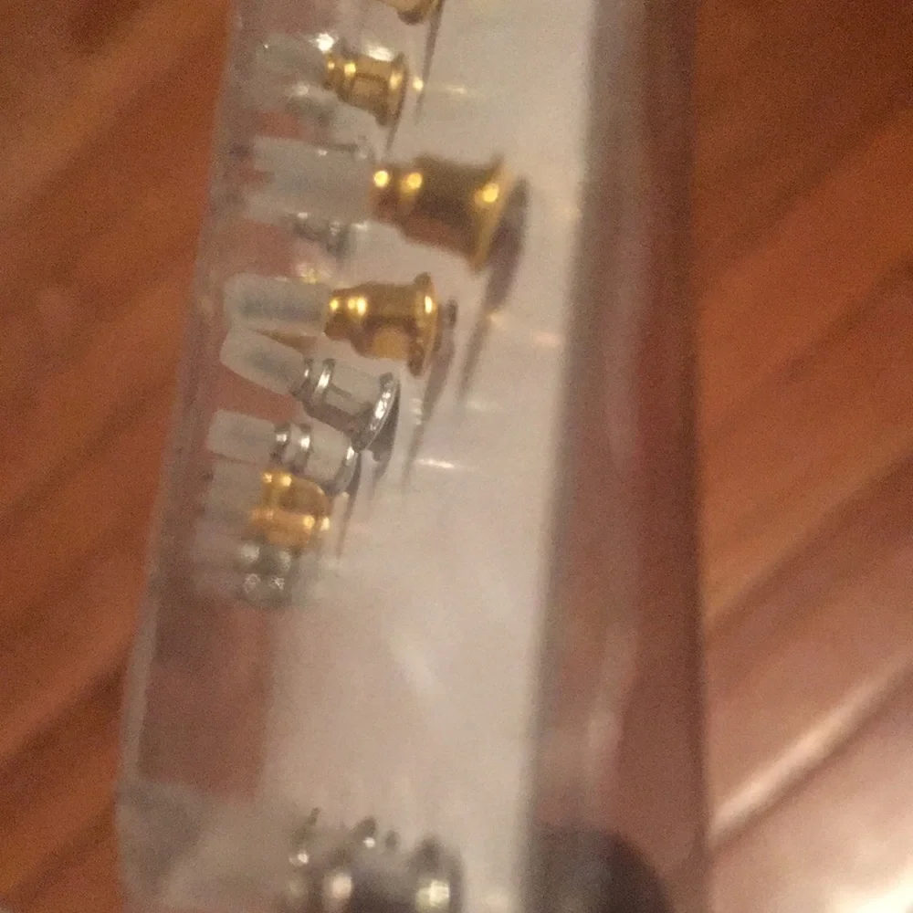 Girl Power - Pack of 20 Earring Pairs